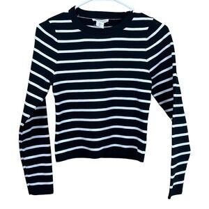 Black and White Striped Crop Top